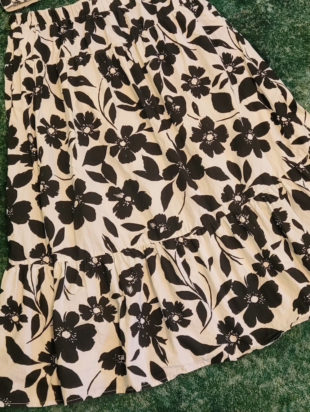 Black & White Floral Cotton Two-Piece Set - Crop Top & Maxi Skirt - Picture 2 of 8